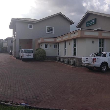 Neocourts Hotel Enugu Zewnętrze zdjęcie