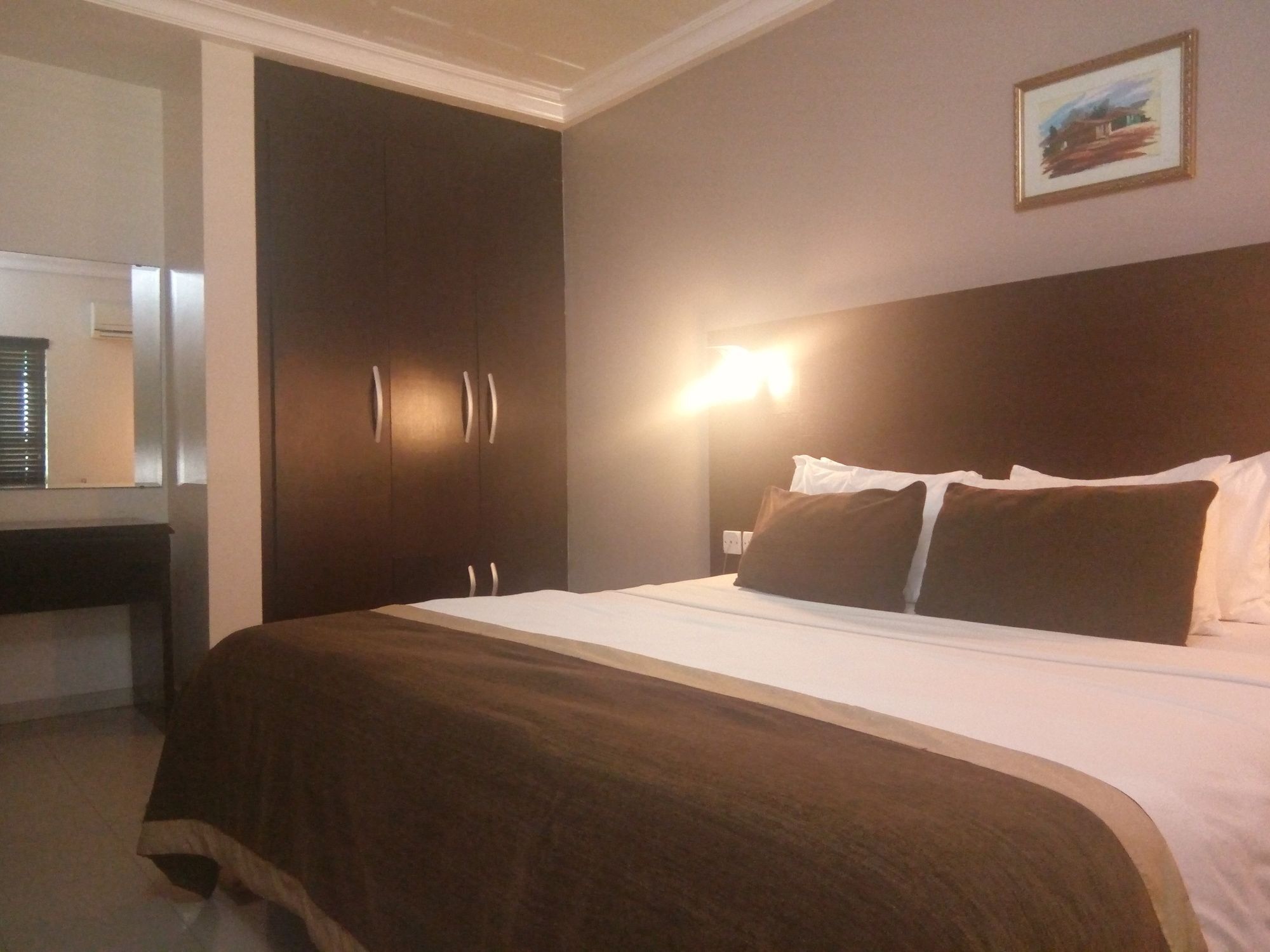 Neocourts Hotel Enugu Zewnętrze zdjęcie